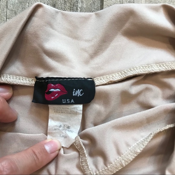 Pink stretch flare leg ruffle pants - Picture 2 of 10